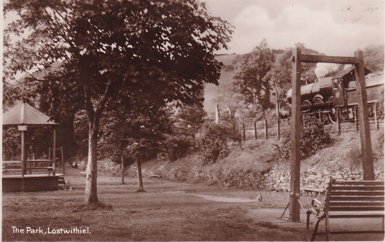 Coulson Park and steam train